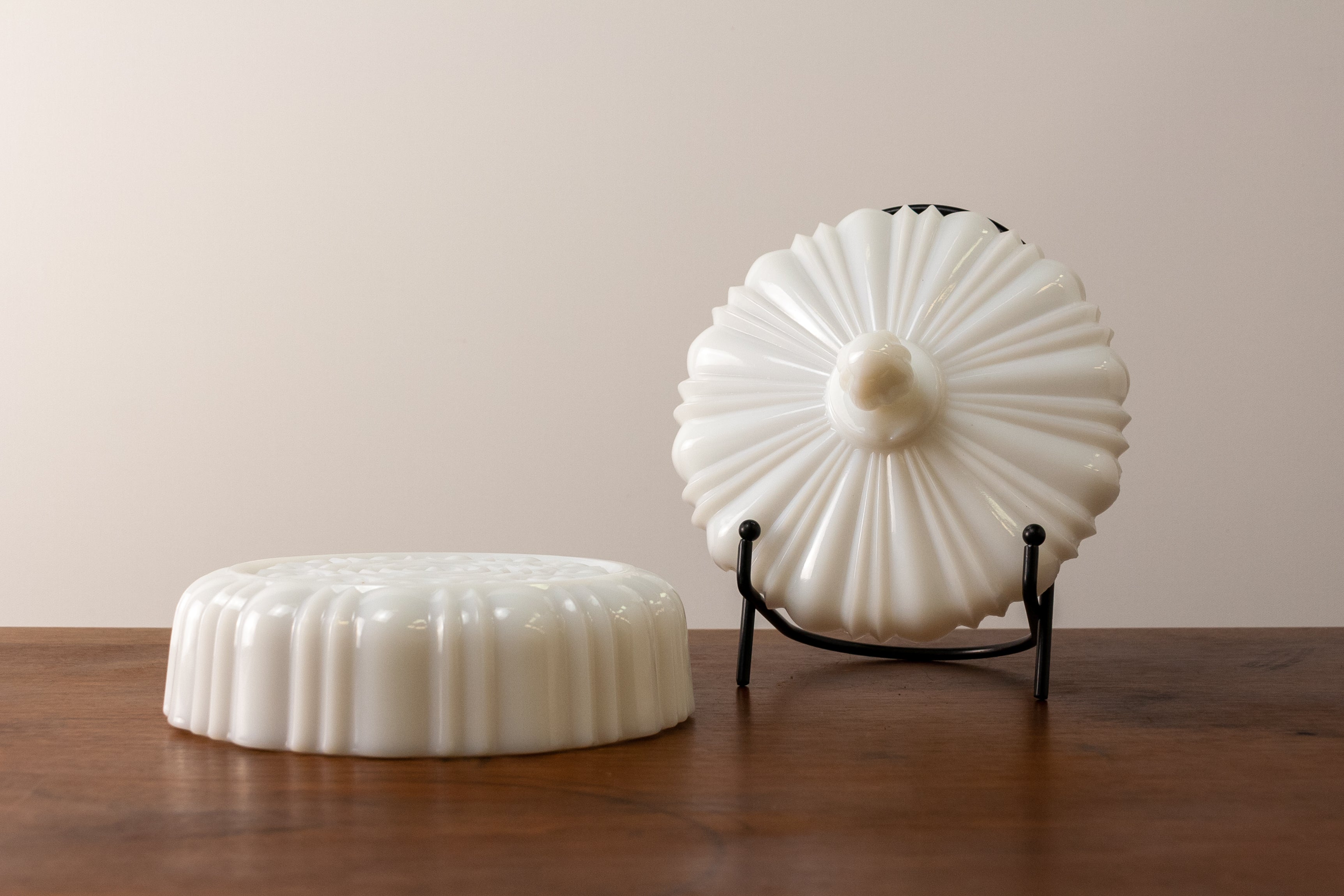Anchor Hocking Milk Glass Covered Dish