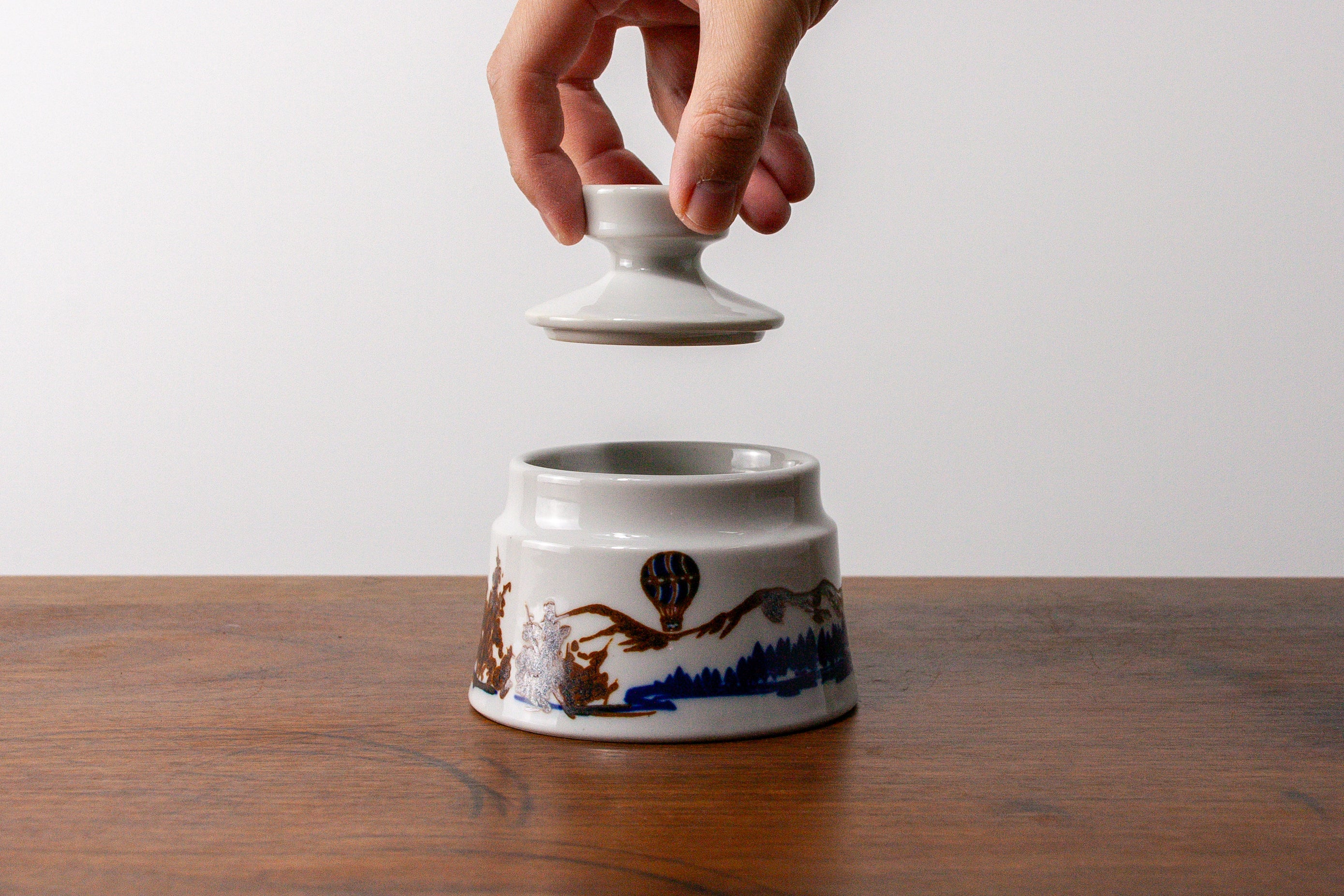 Noritake Up Up & Away Lidded Sugar Bowl