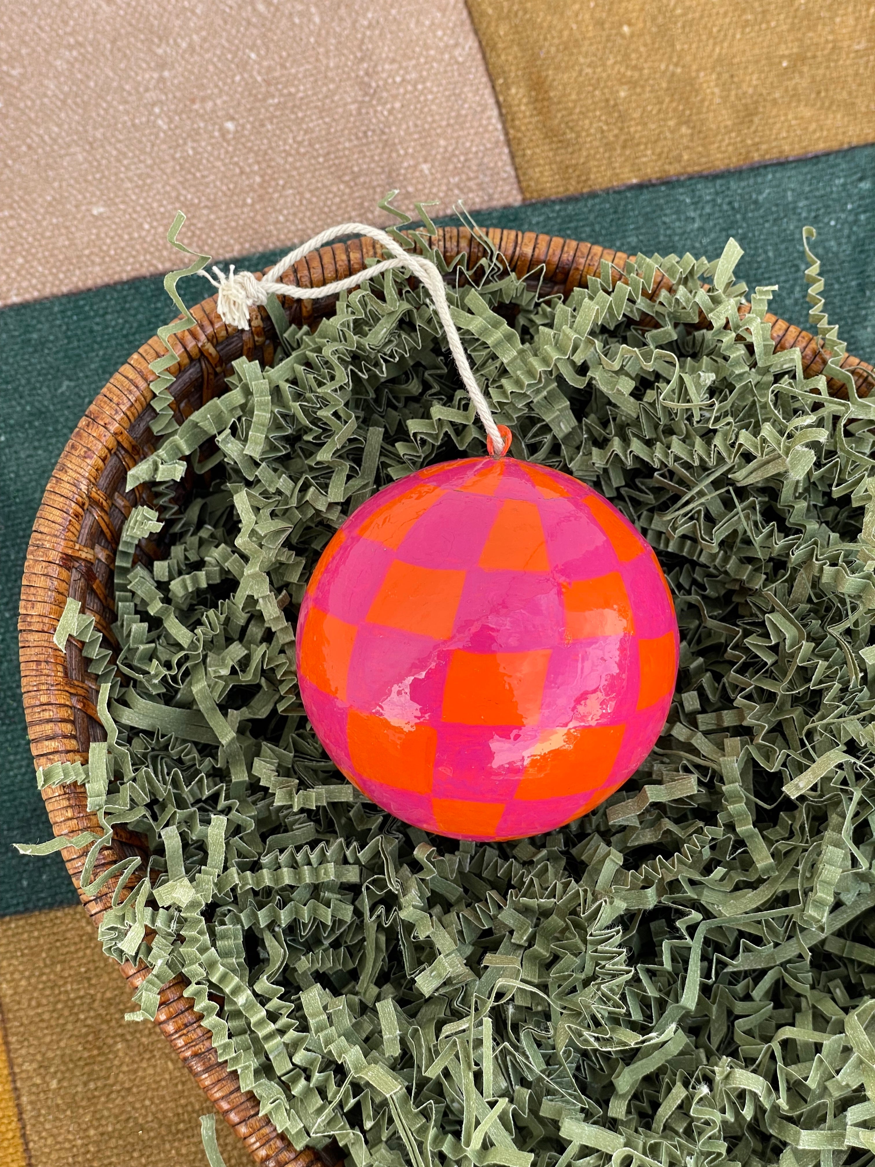 Papier-mâché Bauble Checkerboard Pink/Orange