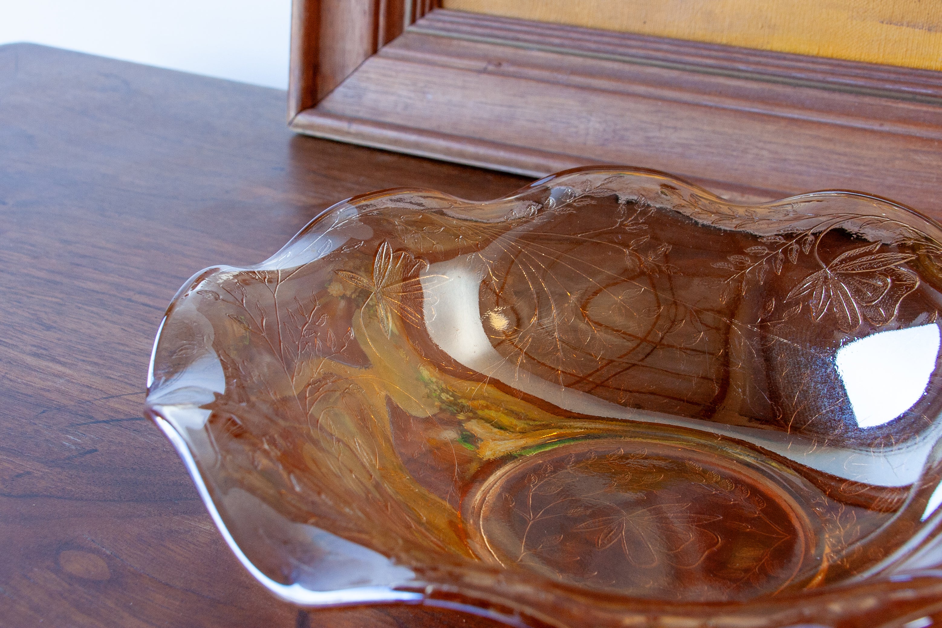 Floragold Ruffled Bowl (Medium)